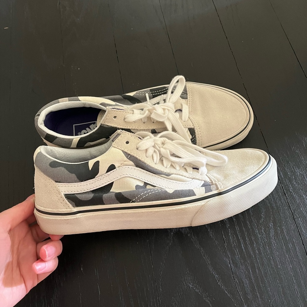 UO Exclusive Camo Vans